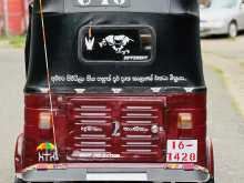 https://riyasewana.com/uploads/bajaj-2-stroke-110285522312.jpg