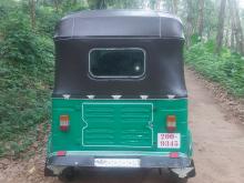 https://riyasewana.com/uploads/bajaj-2-stroke-1111495917656.jpg