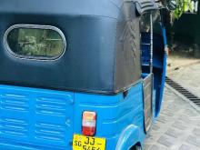 https://riyasewana.com/uploads/bajaj-2-stroke-111832416554.jpg