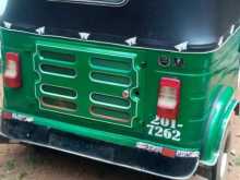 https://riyasewana.com/uploads/bajaj-2-stroke-11334214092.jpg