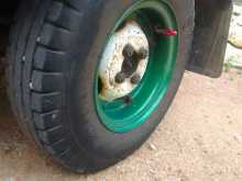 https://riyasewana.com/uploads/bajaj-2-stroke-11641104712.jpg