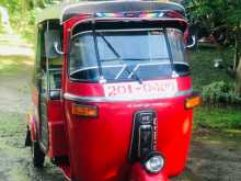 https://riyasewana.com/uploads/bajaj-2-stroke-1195954583.jpg