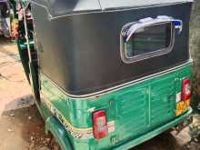 https://riyasewana.com/uploads/bajaj-2-stroke-122215304493.jpg