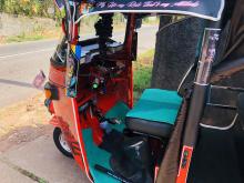 https://riyasewana.com/uploads/bajaj-2-stroke-127432524592.jpg