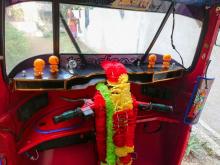 https://riyasewana.com/uploads/bajaj-2-stroke-131013506936.jpg