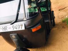 https://riyasewana.com/uploads/bajaj-2-stroke-131205066585.jpg