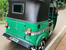 https://riyasewana.com/uploads/bajaj-2-stroke-131627394962.jpg