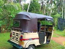 https://riyasewana.com/uploads/bajaj-2-stroke-131737514373.jpg
