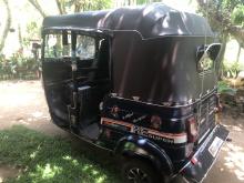 https://riyasewana.com/uploads/bajaj-2-stroke-1415533217605.jpg