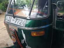 Bajaj 2 STROKE 2004 Three Wheel