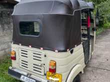 https://riyasewana.com/uploads/bajaj-2-stroke-1615231713.jpg