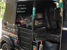 https://riyasewana.com/uploads/bajaj-2-stroke-16183708854.jpg