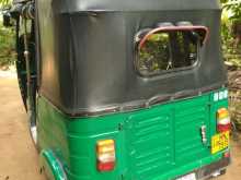 https://riyasewana.com/uploads/bajaj-2-stroke-171817334112.jpg