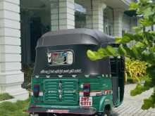 https://riyasewana.com/uploads/bajaj-2-stroke-1719505622653.jpg