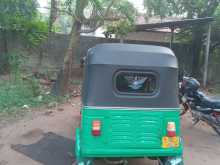 https://riyasewana.com/uploads/bajaj-2-stroke-172334084992.jpg