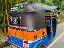 https://riyasewana.com/uploads/bajaj-2-stroke-181234014202.jpg