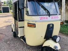 https://riyasewana.com/uploads/bajaj-2-stroke-1816043424323.jpg