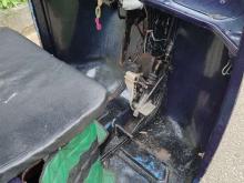 https://riyasewana.com/uploads/bajaj-2-stroke-191055366084.jpg