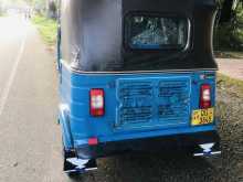 Bajaj 2 Stroke 2006 Three Wheel