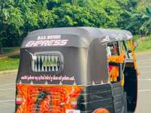https://riyasewana.com/uploads/bajaj-2-stroke-1992-58323012492.jpg