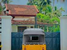 https://riyasewana.com/uploads/bajaj-2-stroke-19956344653.jpg