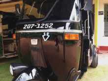 Bajaj 2 Stroke 2000 Three Wheel