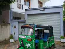 Bajaj 2 Stroke 2000 Three Wheel