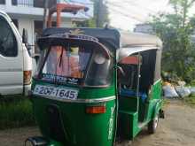 Bajaj 2 Stroke 2000 Three Wheel