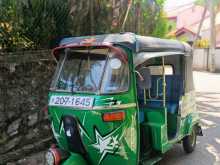 Bajaj 2 Stroke 2000 Three Wheel