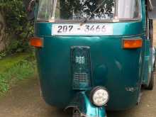 Bajaj 2 Stroke 2000 Three Wheel