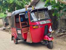 https://riyasewana.com/uploads/bajaj-2-stroke-2001-308172912572.jpg