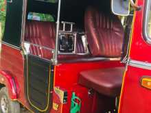 https://riyasewana.com/uploads/bajaj-2-stroke-2002-97351312792.jpg