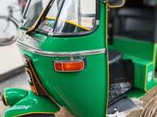 https://riyasewana.com/uploads/bajaj-2-stroke-2004-1311071612232.jpg