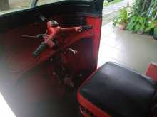 https://riyasewana.com/uploads/bajaj-2-stroke-2004-1817530512614.jpg