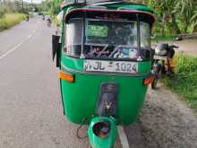 Bajaj 2 Stroke Three Wheel 2004 Three Wheel