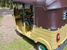 https://riyasewana.com/uploads/bajaj-2-stroke-2005-11430581288334.jpg