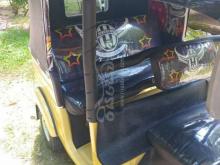 https://riyasewana.com/uploads/bajaj-2-stroke-2005-11430581296277.jpg