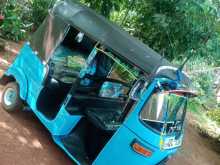 Bajaj 2 Stroke 2005 Three Wheel