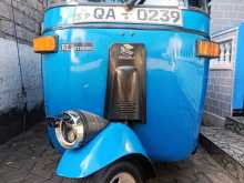 Bajaj 2 Stroke 2005 Three Wheel