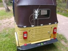 https://riyasewana.com/uploads/bajaj-2-stroke-2005-31015031264248.jpg
