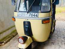 Bajaj 2 Stroke 2006 Three Wheel