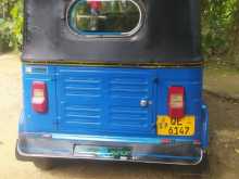 https://riyasewana.com/uploads/bajaj-2-stroke-2006-1815143112193.jpg