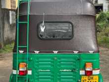 https://riyasewana.com/uploads/bajaj-2-stroke-2006-2117282112474.jpg