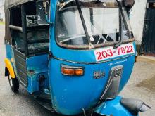 https://riyasewana.com/uploads/bajaj-2-stroke-20950186394.jpg