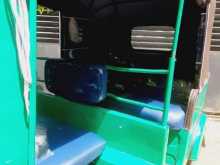 https://riyasewana.com/uploads/bajaj-2-stroke-211542064323.jpg