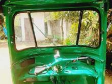 https://riyasewana.com/uploads/bajaj-2-stroke-211703276745.jpg