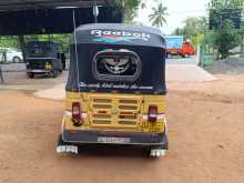 https://riyasewana.com/uploads/bajaj-2-stroke-21702504552.jpg