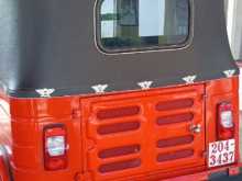 https://riyasewana.com/uploads/bajaj-2-stroke-22144045984.jpg