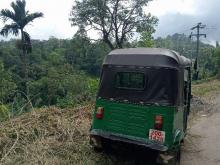 https://riyasewana.com/uploads/bajaj-2-stroke-221747116385.jpg