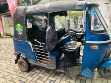 https://riyasewana.com/uploads/bajaj-2-stroke-241713334192.jpg